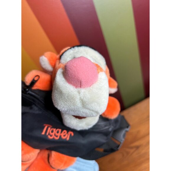 Vintage Winnie the Pooh tigger purse bag Fanny pack parks Walt Disney small size - Picture 2 of 6